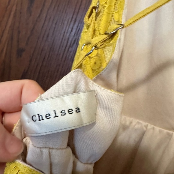 Bright yellow womens lace dress iwth criss cross strap detailing size S/M - Picture 4 of 4